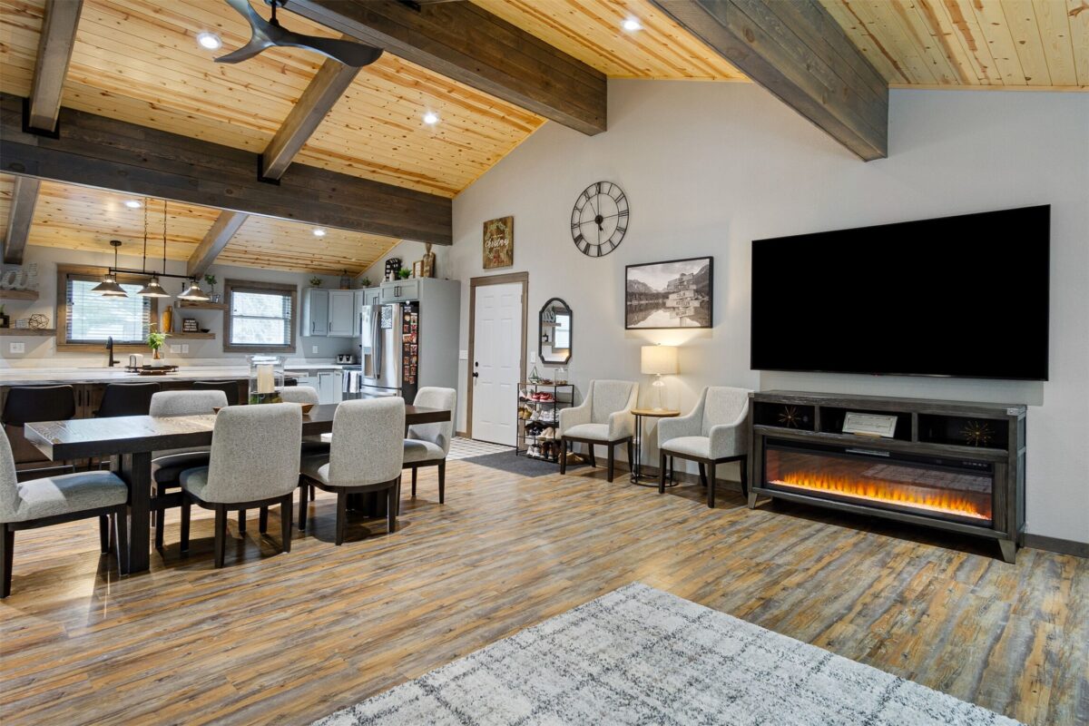 Residential at E4085 Woodfield Road, Eau Claire, WI 54701 — photo 5