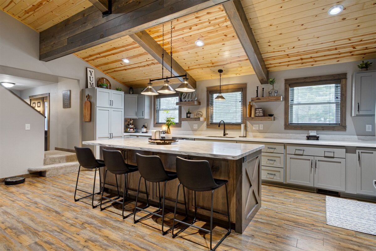 Residential at E4085 Woodfield Road, Eau Claire, WI 54701 — photo 7