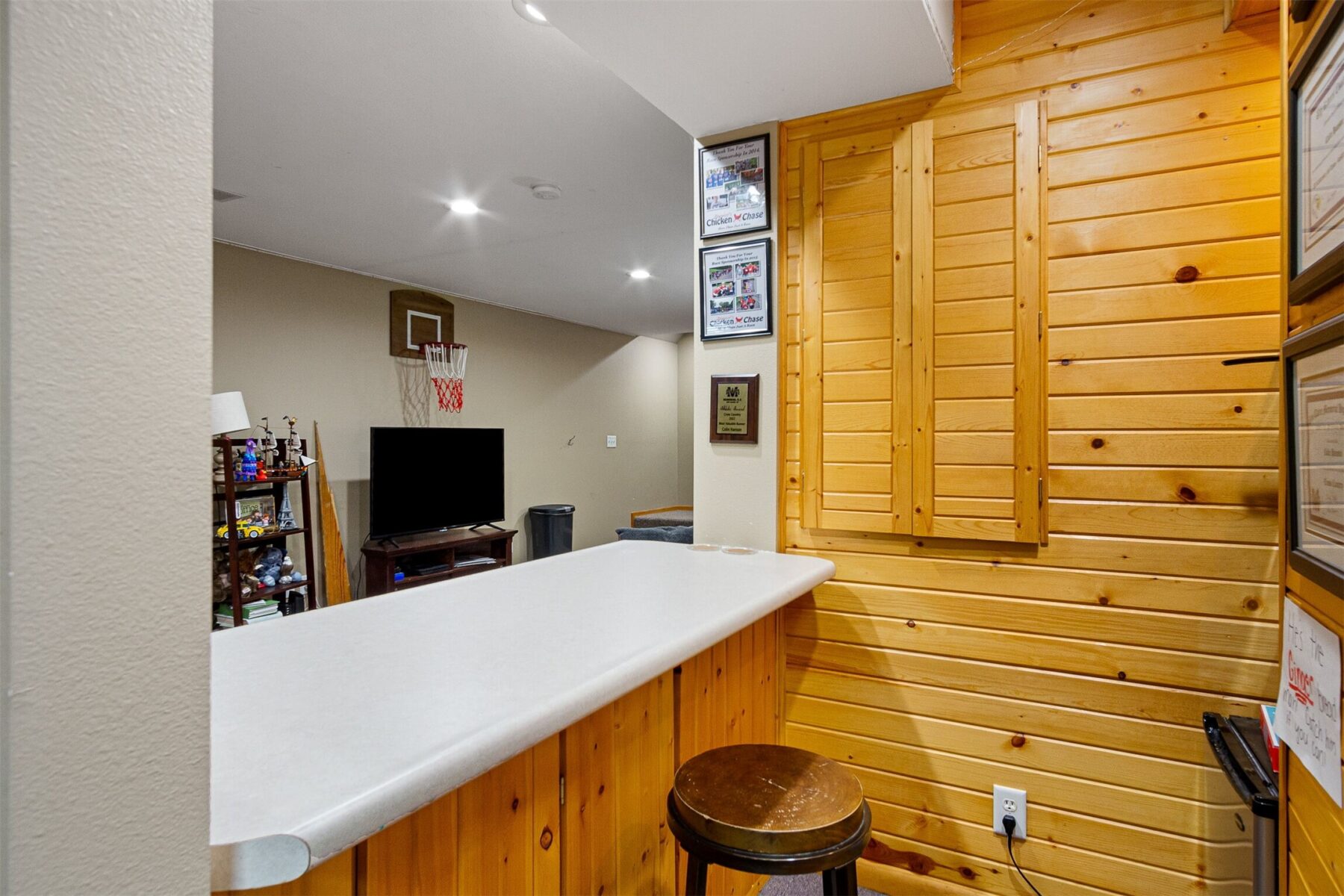 Residential at E4085 Woodfield Road, Eau Claire, WI 54701 — photo 9