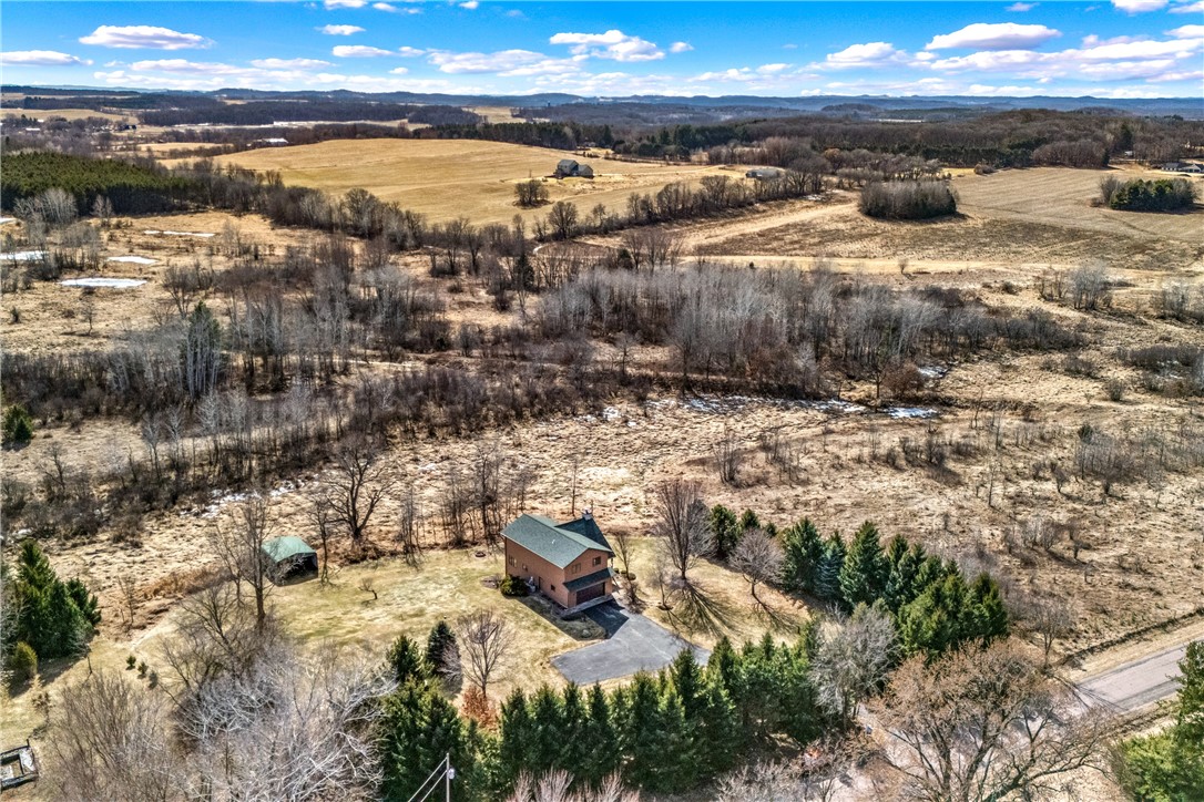 Residential at E6035 Evergreen Road, Eleva, WI 54738 — photo 25