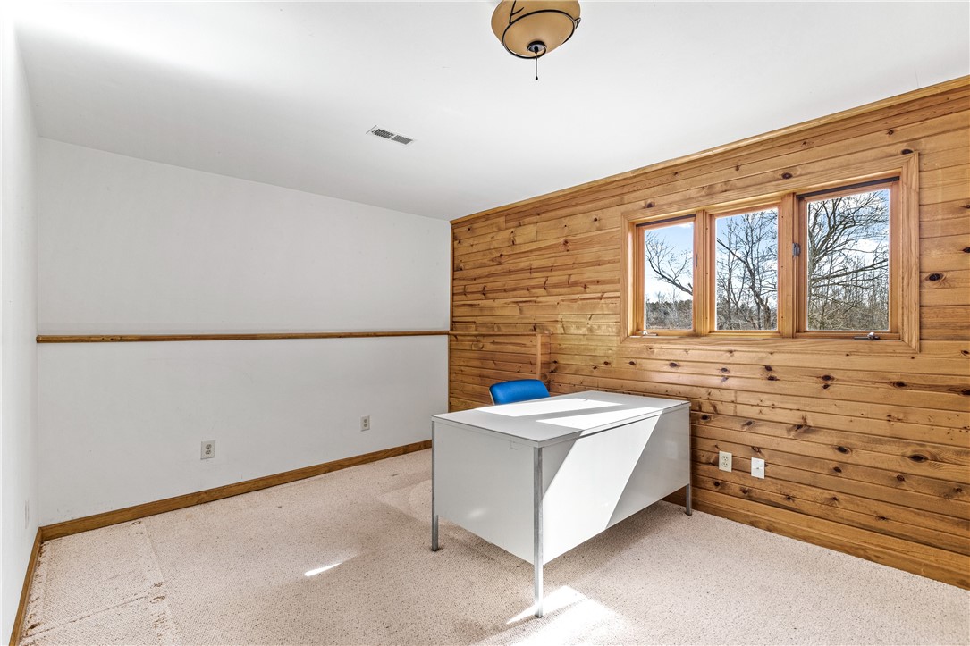 Residential at E6035 Evergreen Road, Eleva, WI 54738 — photo 27