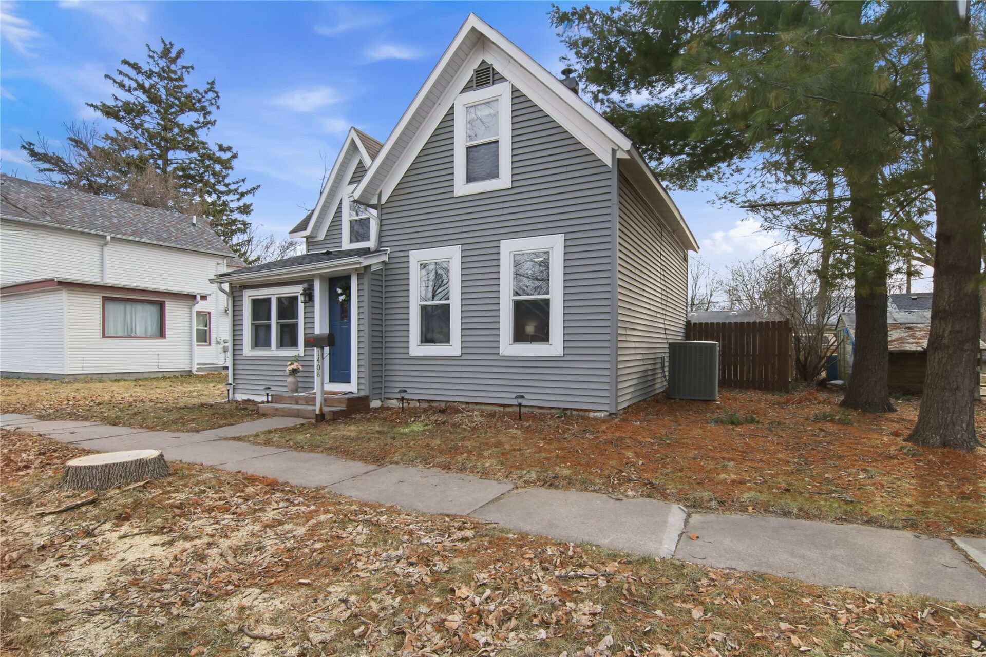 Menomonie-WI-54751-7