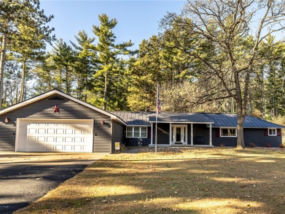 Residentialhouse for sale picture with an address of  N147 Highway J  in Merrillan and a list price of 350000