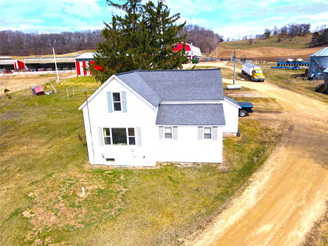 Farm at N41286 Halama Road, Independence, WI 54747 — photo 8