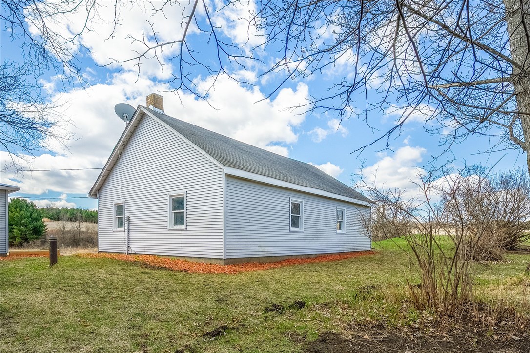 Residential at N880 State Road 27, Augusta, WI 54722 — photo 4