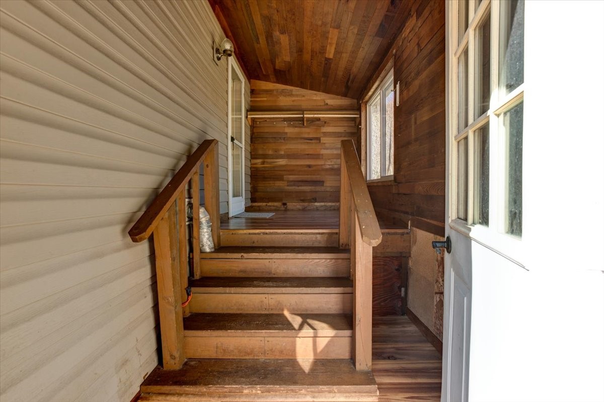 N8983-700th-Colfax-WI-54730-7