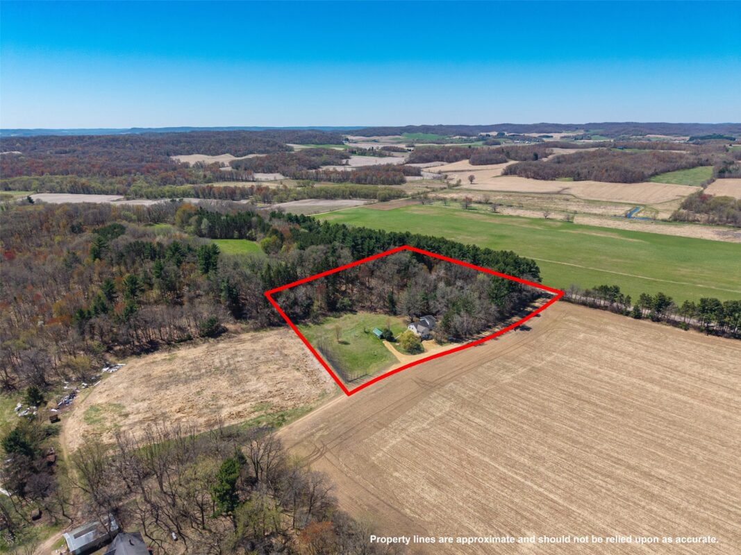 Residential at S 12255 County Road Z, Mondovi, WI 54755 — photo 3