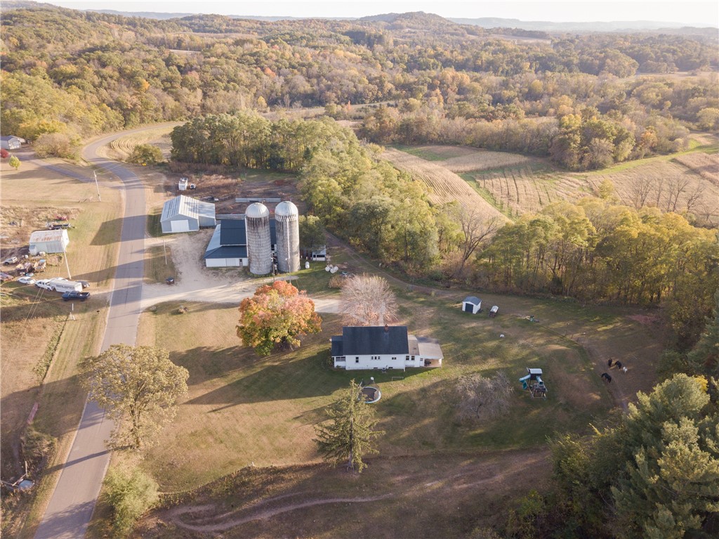 Residential at S517 Sand Road, Mondovi, WI 54755 — photo 27