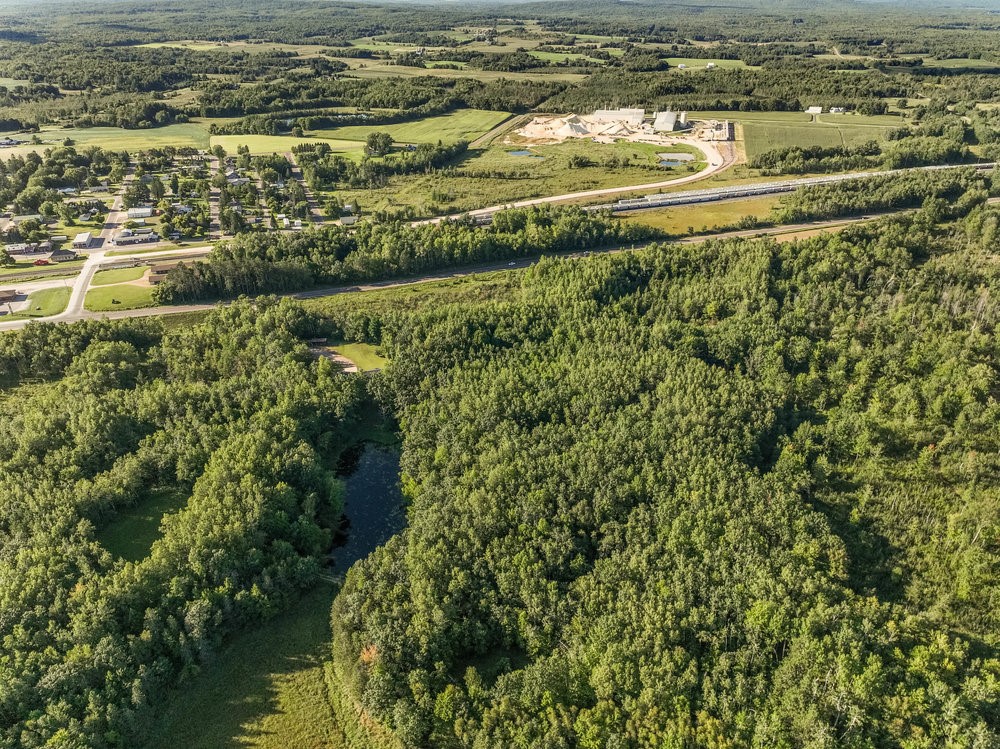 Residential at W14297 State Highway 8, Weyerhaeuser, WI 54895 — photo 8