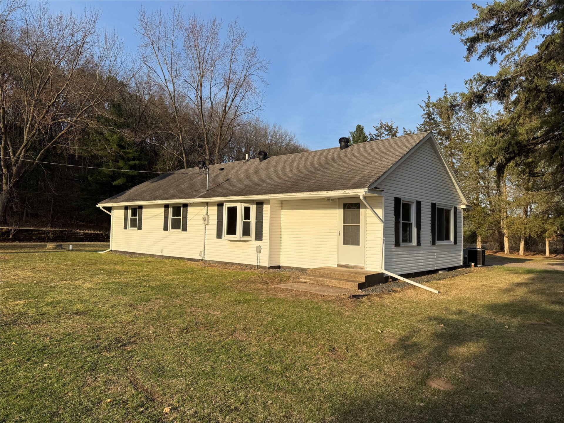 W4055-Jene-Eau-Claire-WI-54701-7 Residential at W4055 Jene Road, Eau Claire, WI 54701 — photo 8