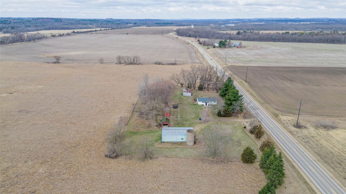 Residential at W7385 State Road 85, Eau Claire, WI 54701 — photo 8