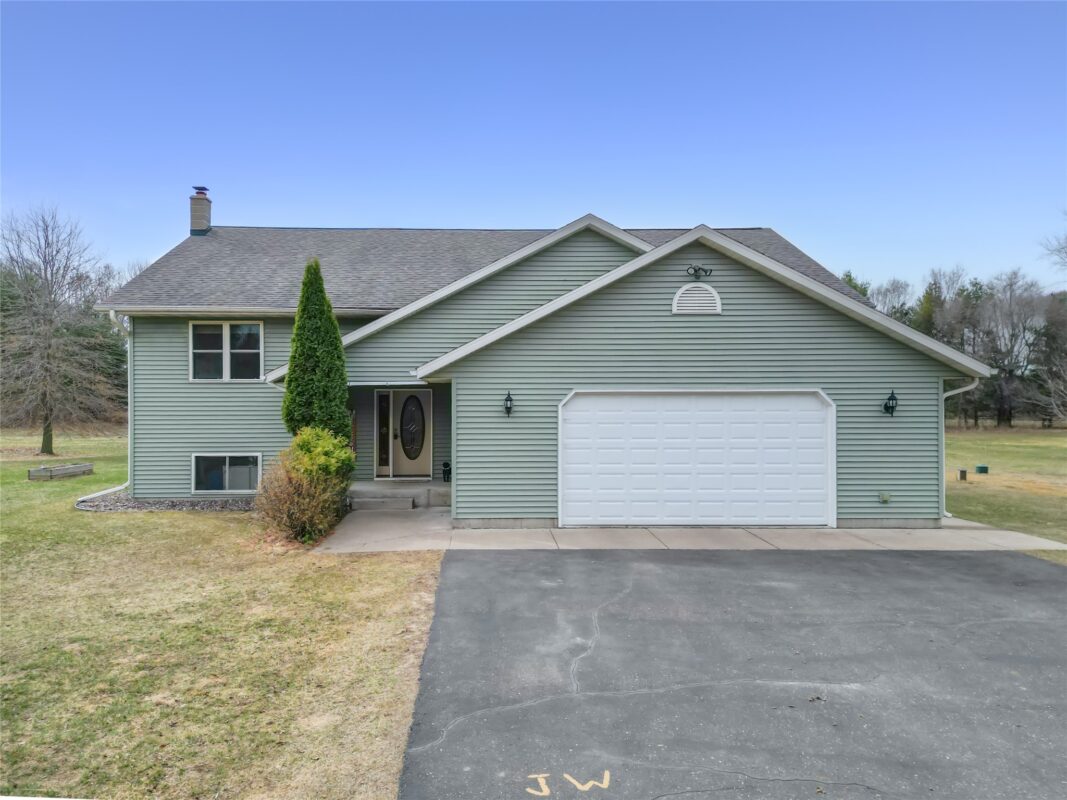 E8228 660th Avenue Elk Mound WI 54739 — photo 2