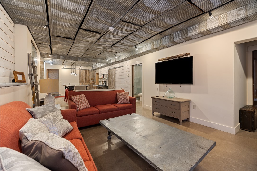 Hillsdale WI 54733 — photo 55