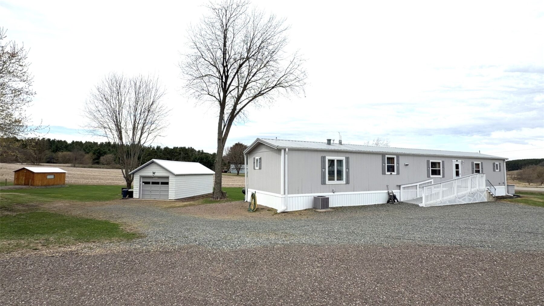 N10685 Lincoln Road, Hixton, WI — photo 3