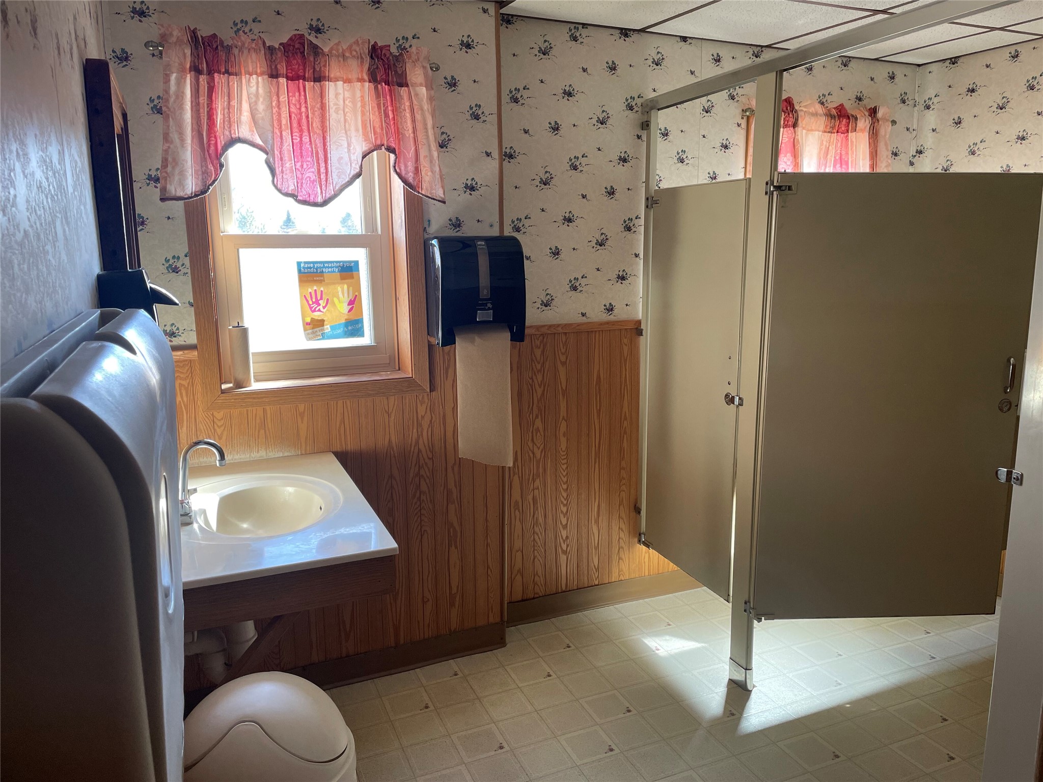 N14015 Central Avenue W, Fifield, WI