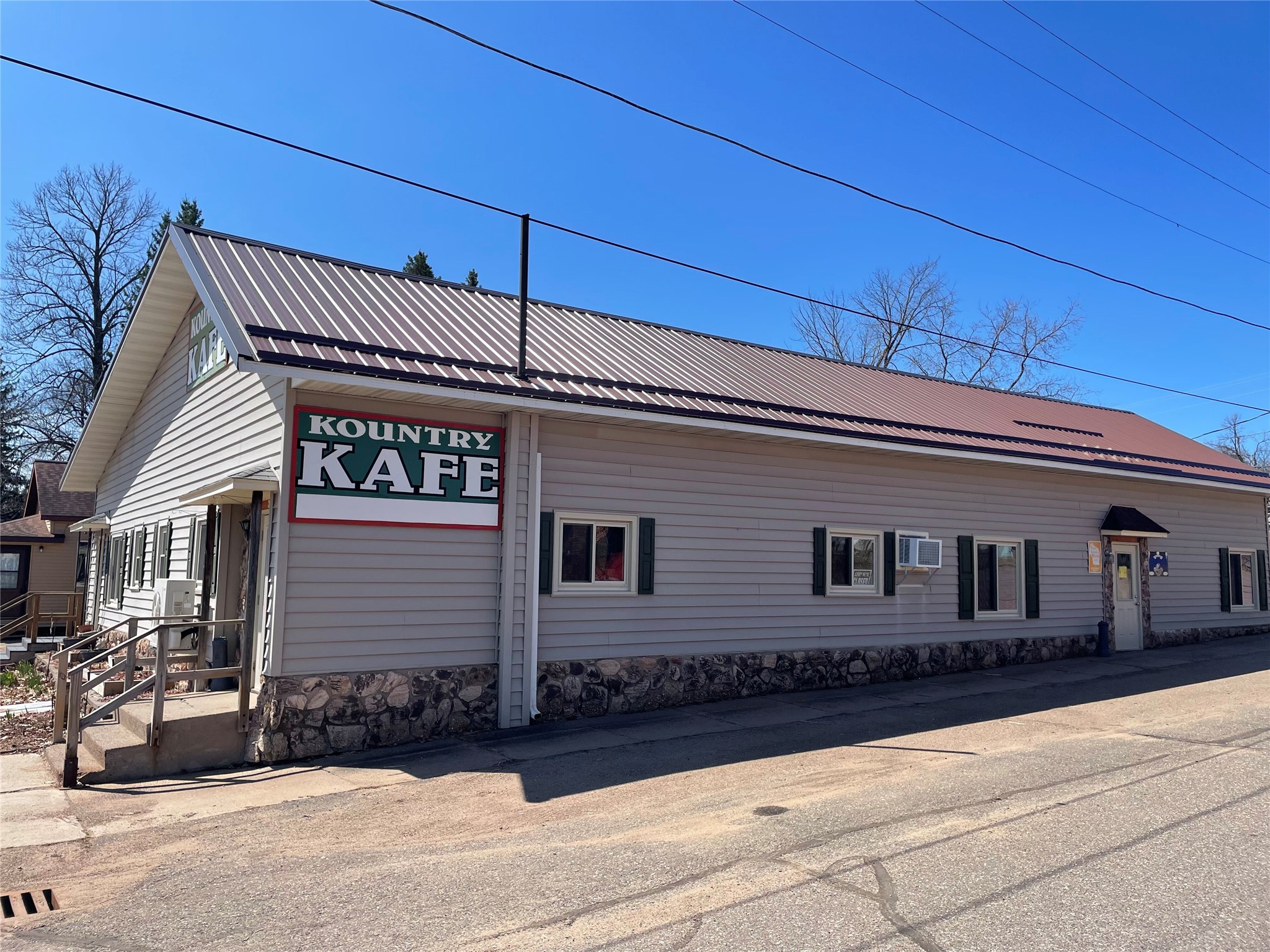 N14015 Central Avenue W, Fifield, WI