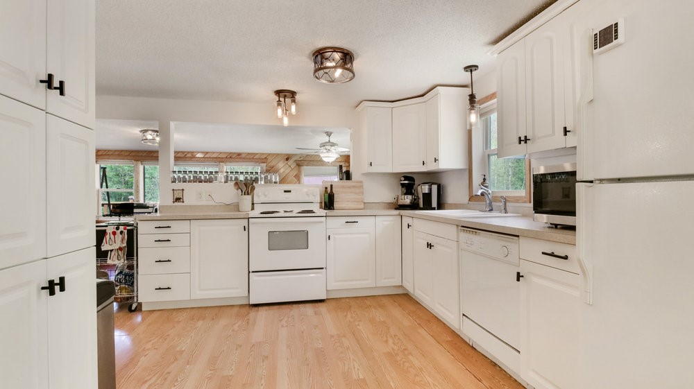 N4040 Western Avenue Birchwood WI 54876 — photo 8