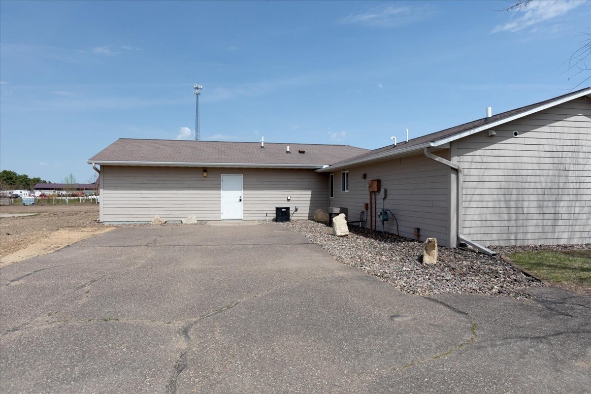 N6387 State Hwy 25 Durand WI 54736 — photo 2