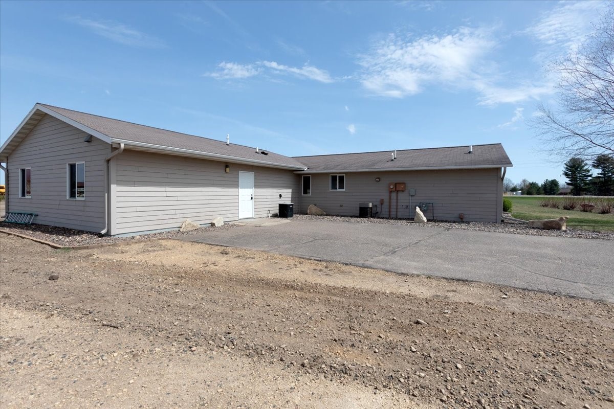 N6387 State Hwy 25 Durand WI 54736 — photo 22