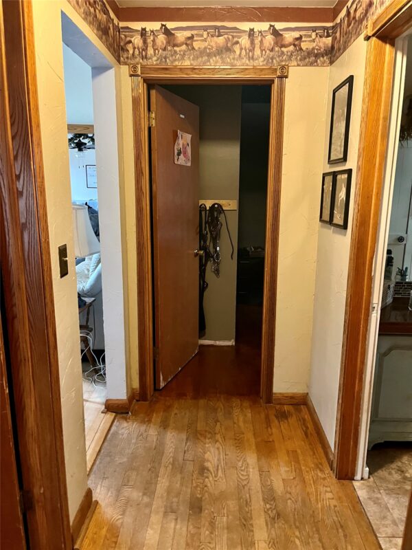 S9220 Hillview Road Fall Creek WI 54742 — photo 6