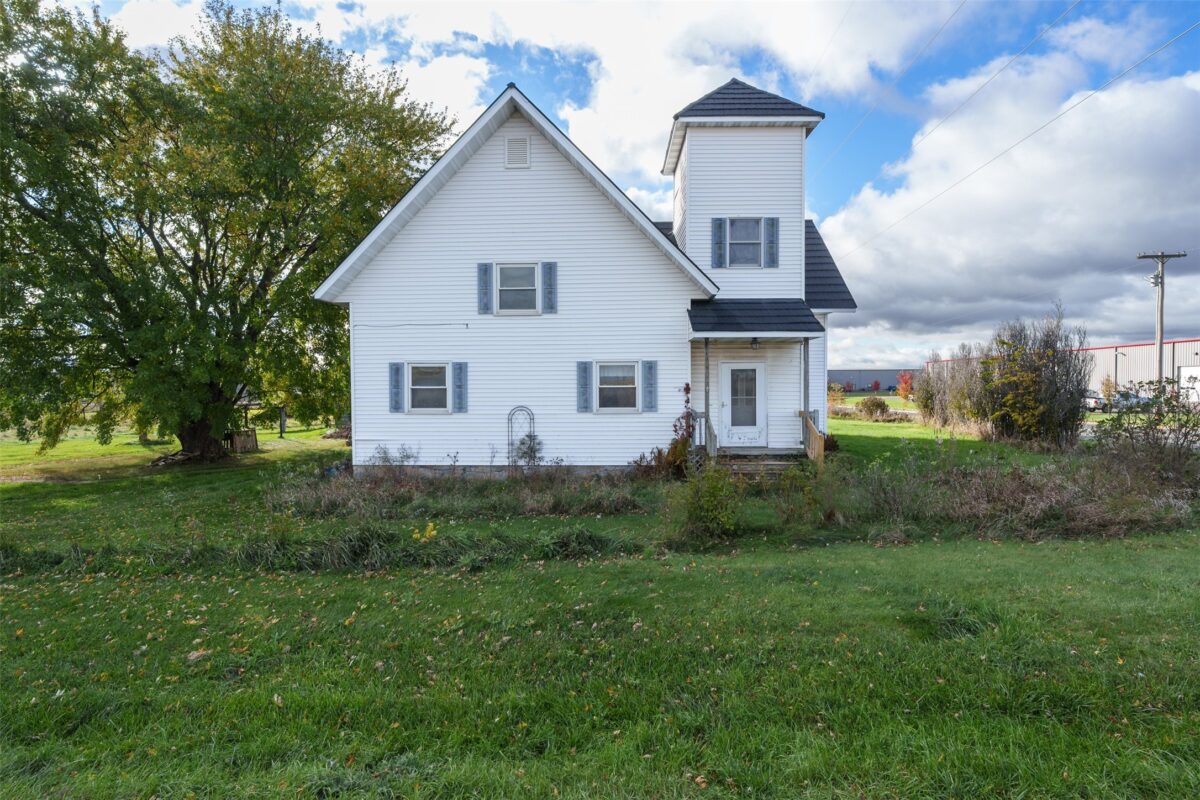 6094 E 650th Avenue, Menomonie, WI