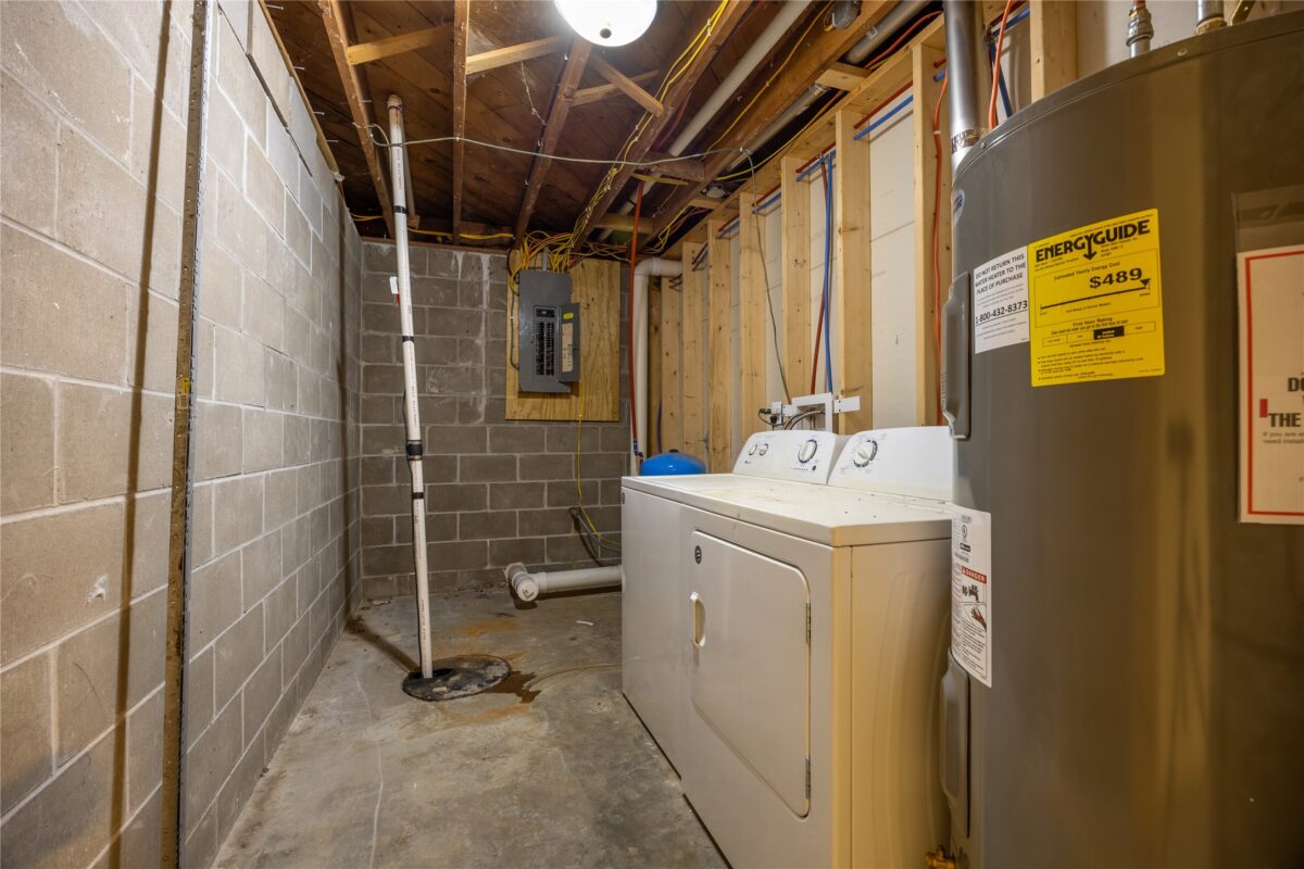 W8490 Flambeau Avenue Ladysmith WI 54848 — photo 25