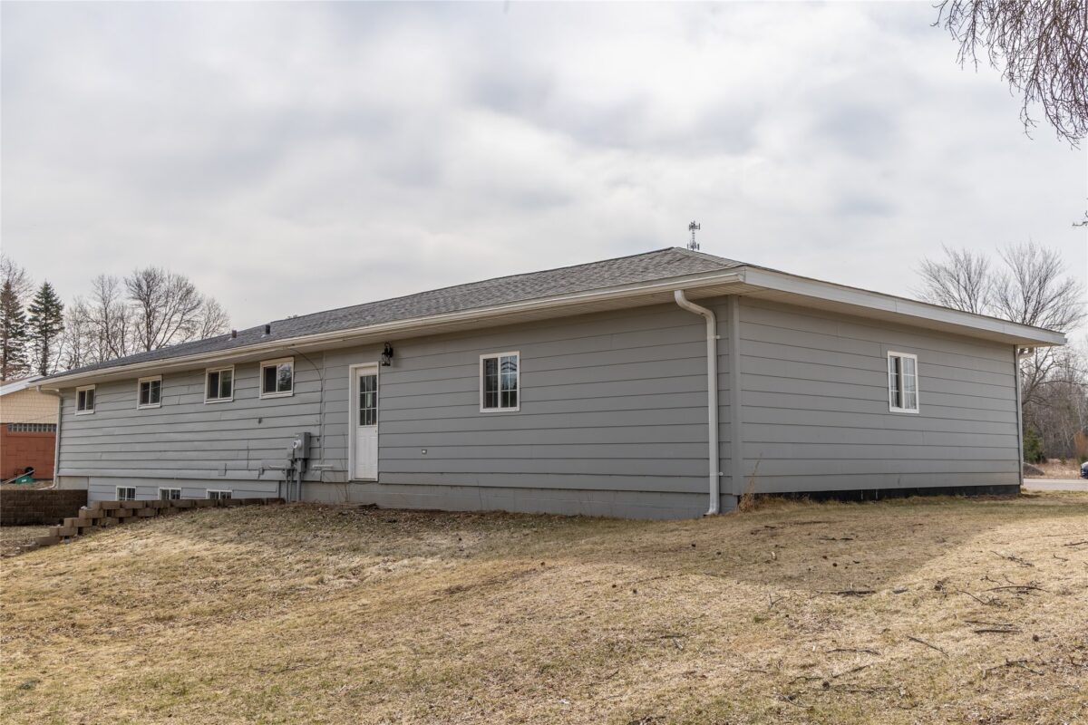 W8490 Flambeau Avenue Ladysmith WI 54848 — photo 29