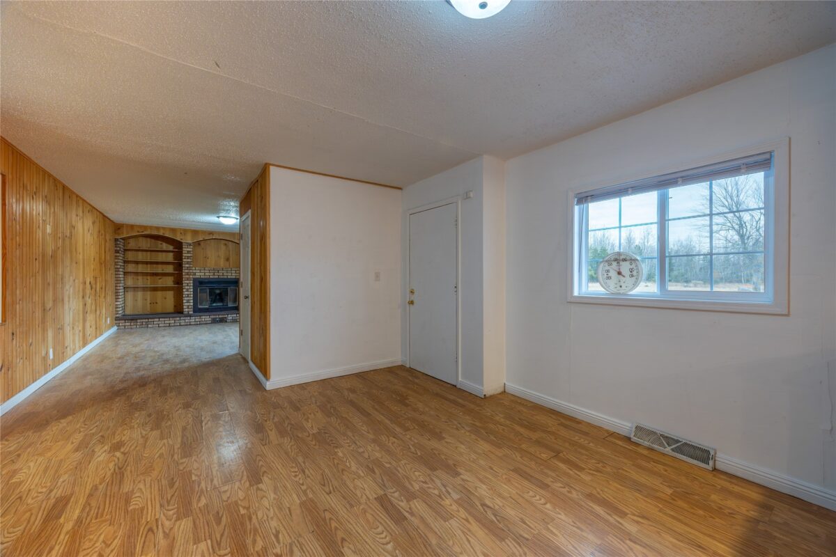 W8490 Flambeau Avenue Ladysmith WI 54848 — photo 8
