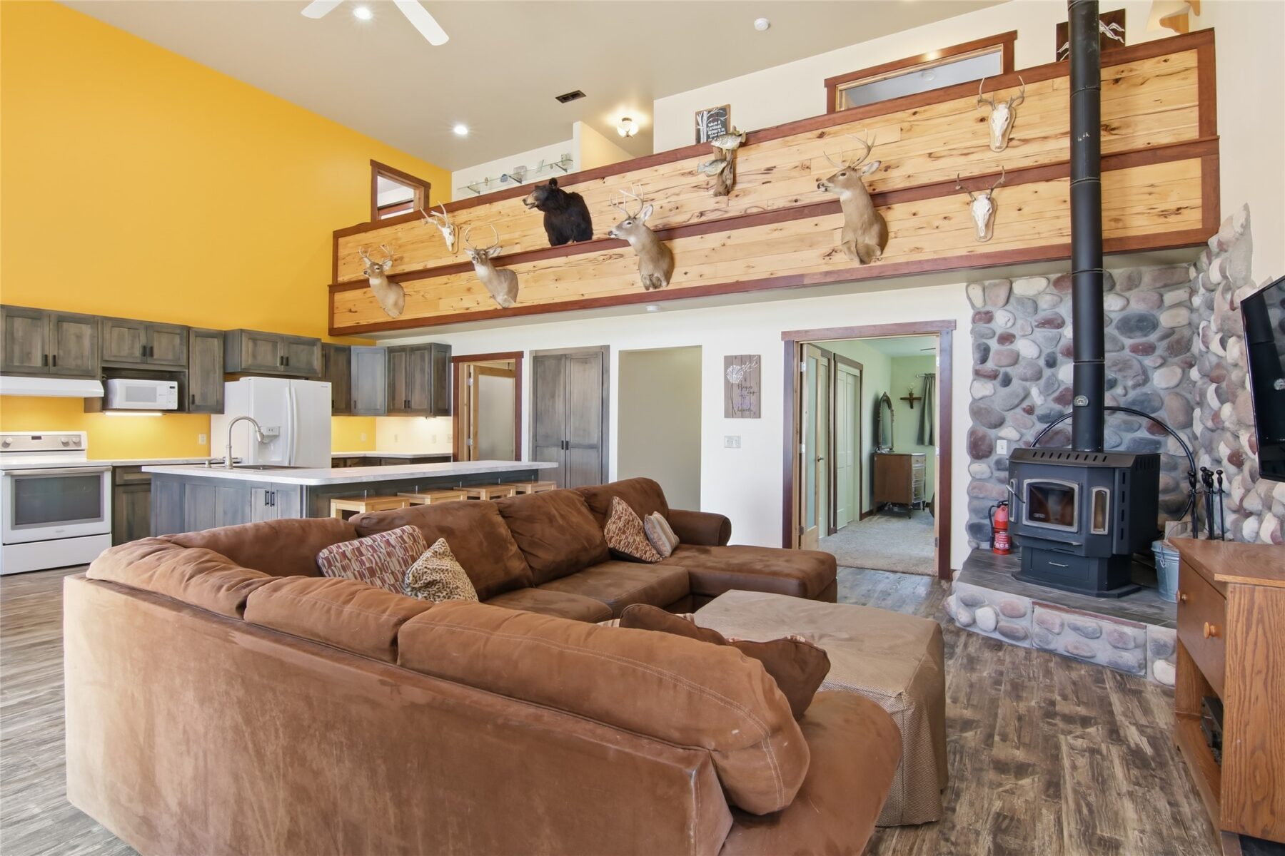 W8895 North Lake Road, Greenwood, WI — photo 11