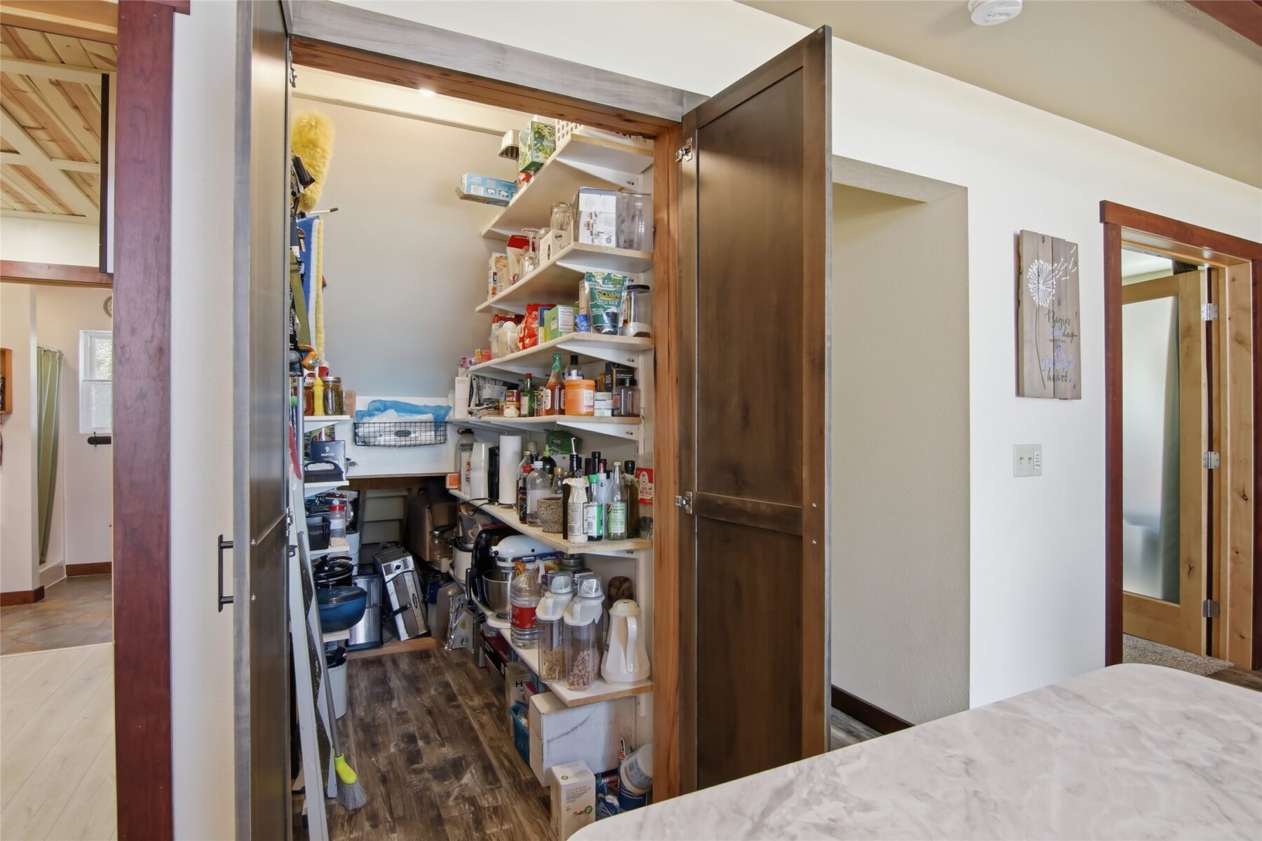 W8895 North Lake Road, Greenwood, WI — photo 17