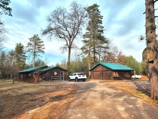 W9110 Carmon Lane, Hatfield, WI