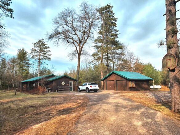 W9110 Carmon Lane, Hatfield, WI