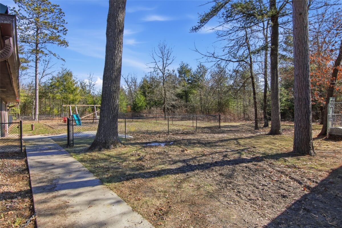 W9110 Carmon Lane, Hatfield, WI — photo 25