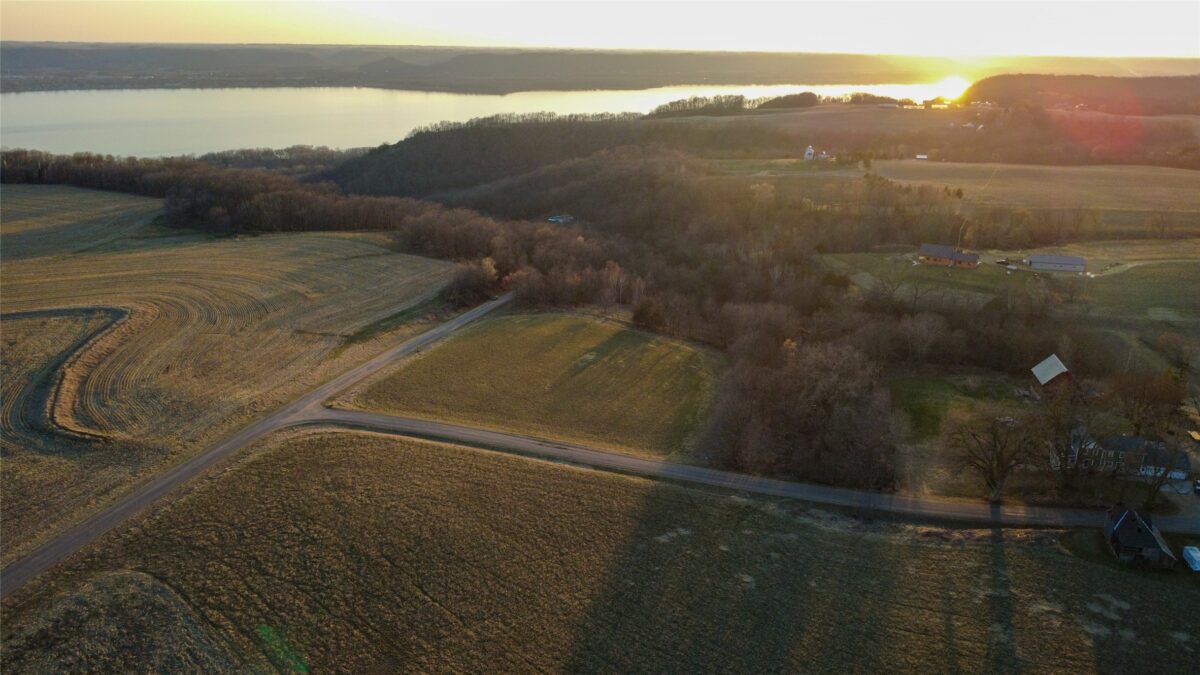 XX Stewart Road Stockholm WI 54769 — photo 3