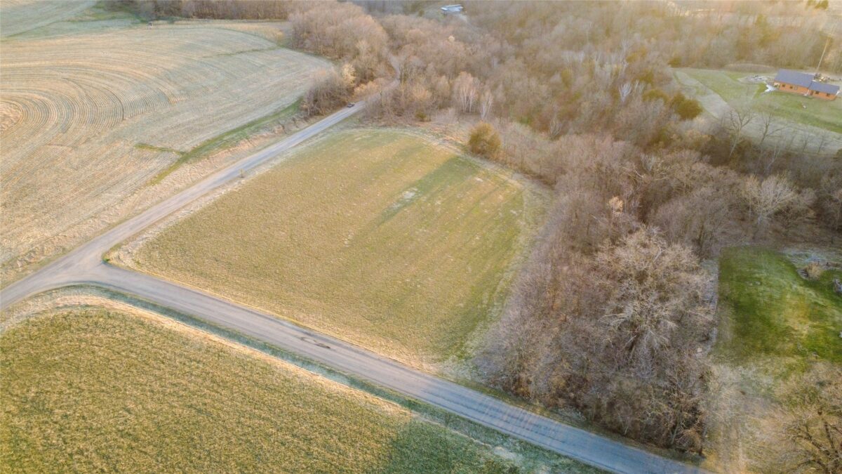 XX Stewart Road Stockholm WI 54769 — photo 4