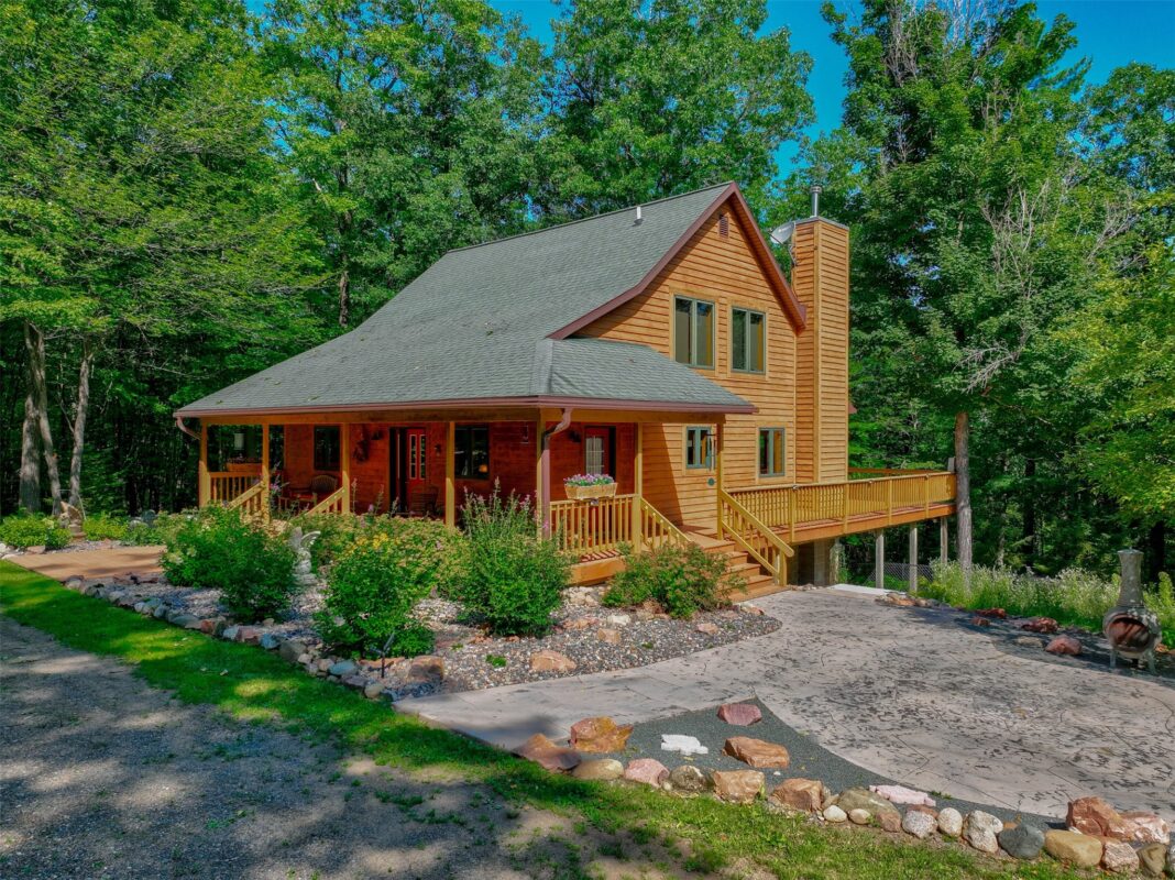 10696 Otter Lane, Hayward WI 54843 - Residential house for sale - MLS #1601666 - image3