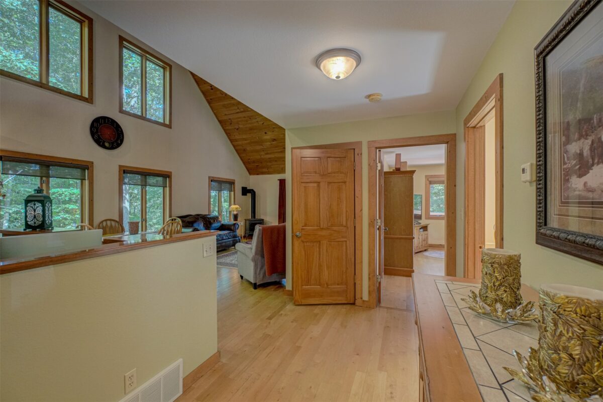 10696 Otter Lane, Hayward WI 54843 - Residential house for sale - MLS #1601666 - image8