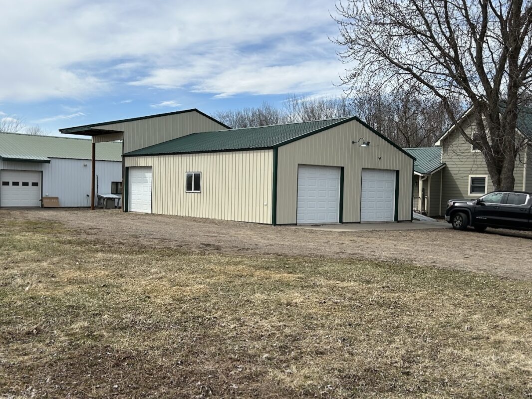 1085 13th Avenue, Barron, WI — photo 2