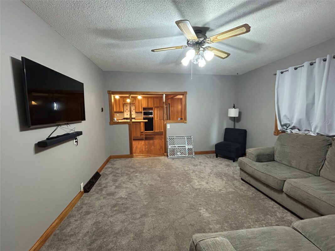 1085 13th Avenue, Barron, WI — photo 14