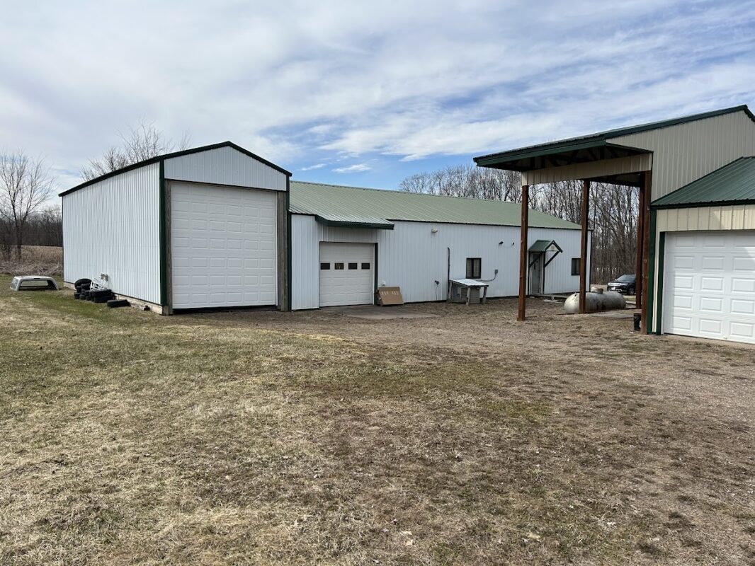 1085 13th Avenue, Barron, WI — photo 3