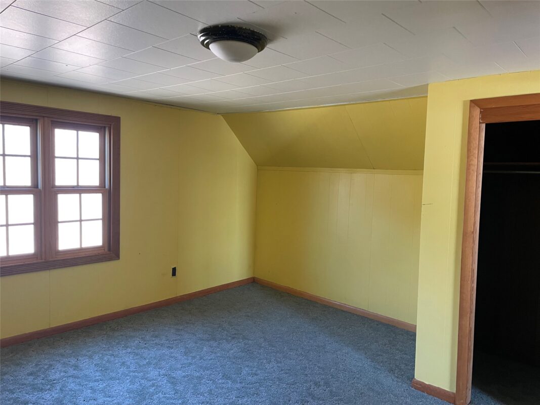 1085 13th Avenue, Barron, WI — photo 23