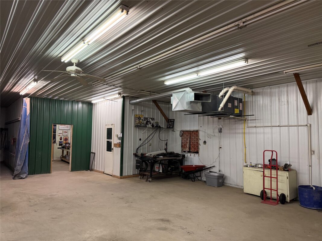 1085 13th Avenue, Barron, WI — photo 32