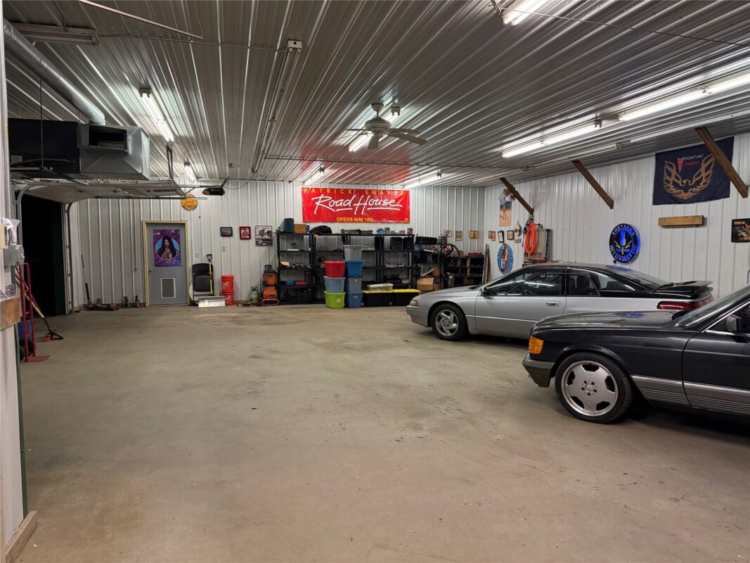 1085 13th Avenue, Barron, WI — photo 33