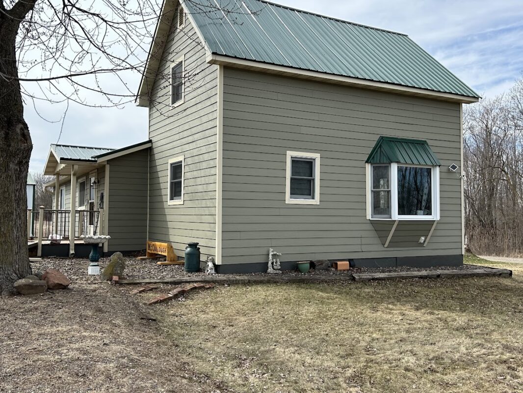 1085 13th Avenue, Barron, WI — photo 41