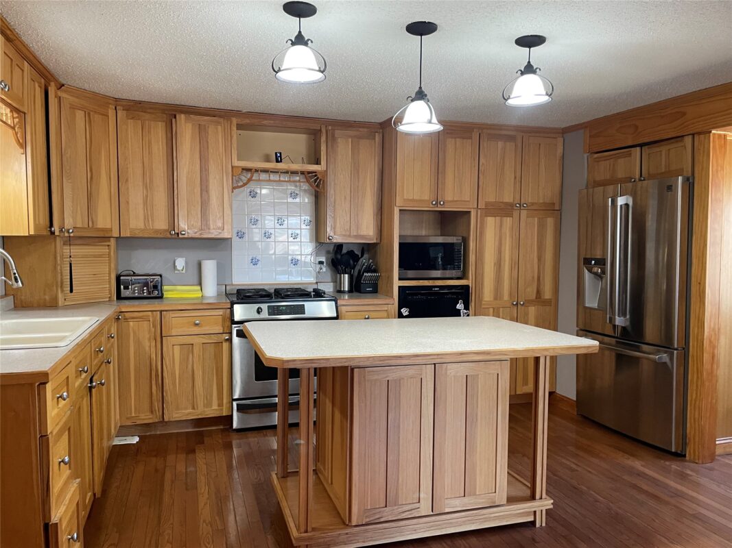 1085 13th Avenue, Barron, WI — photo 8