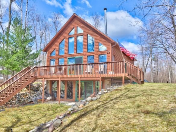 11295W Seagull Lane, Hayward, WI