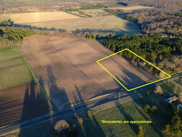 115th Street, Lewis WI — $41,000