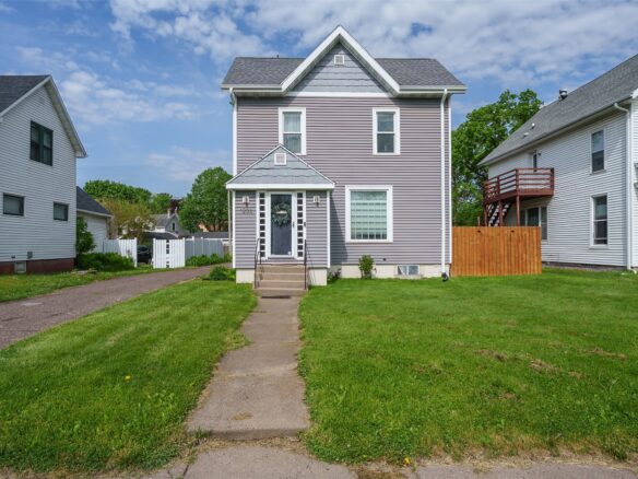 1208 State Street, Eau Claire WI — $300,000