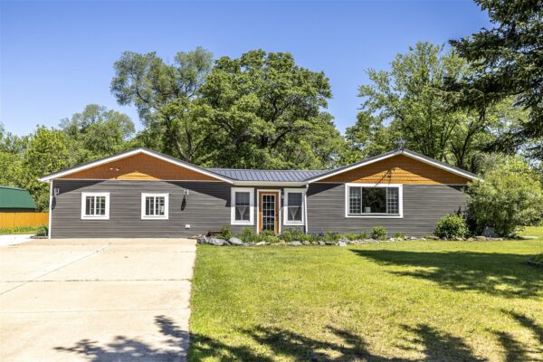 122 Washington Street Black River Falls WI 54615