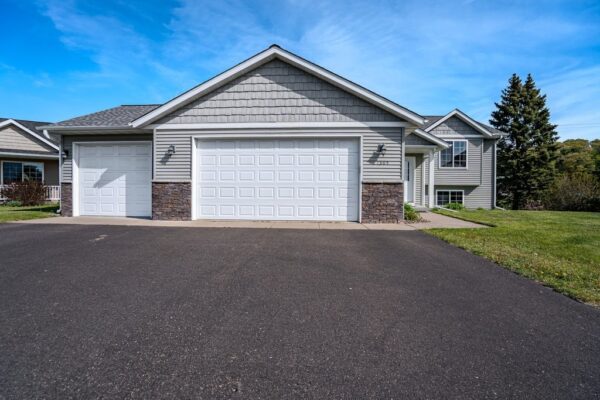 1305 Whistling Straits Court Altoona WI 54720